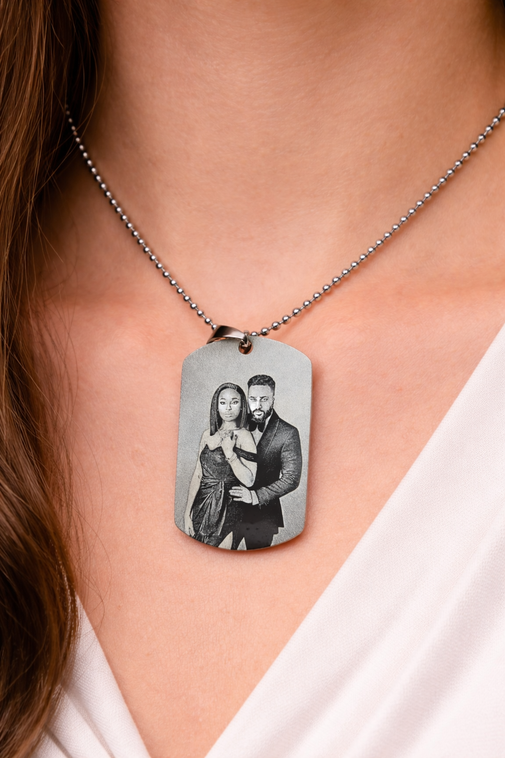 Custom Engraved Photo Pendant Necklace – Personalized Memory Jewelry