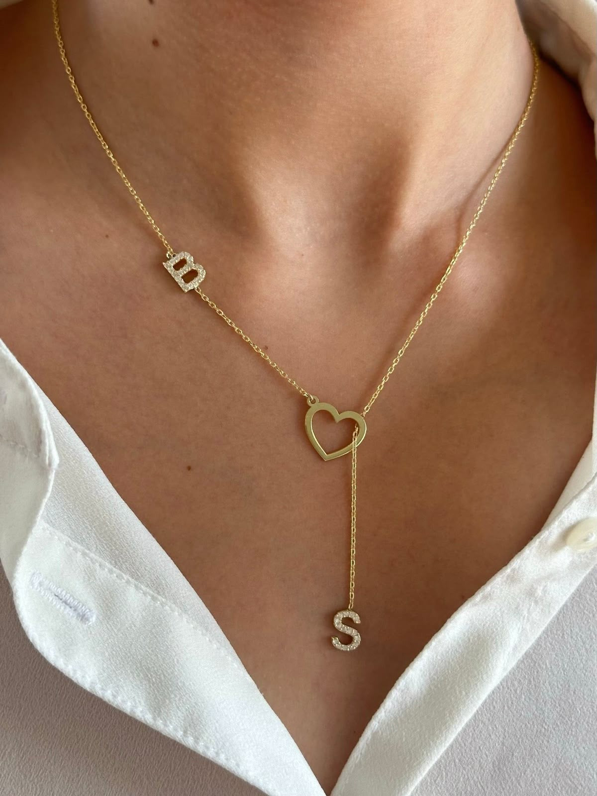 Elegant Heart Initial Drop Necklace – Personalized Gold Letter Pendant