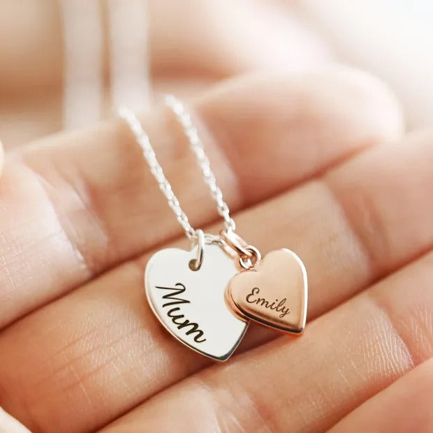 Personalized Double Heart Name Necklace for Mom – Custom Engraved Pendant